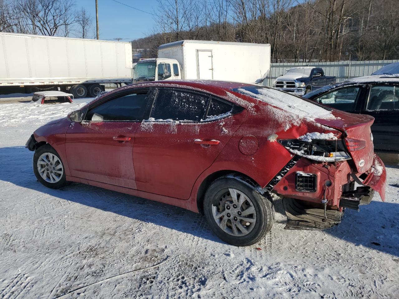 2019 Hyundai Elantra - Image 2
