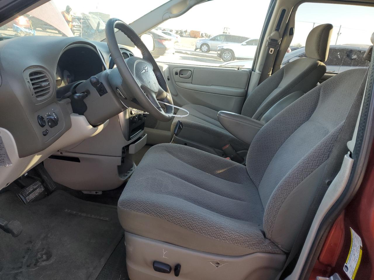 2007 Chrysler Town & Country - Image 7