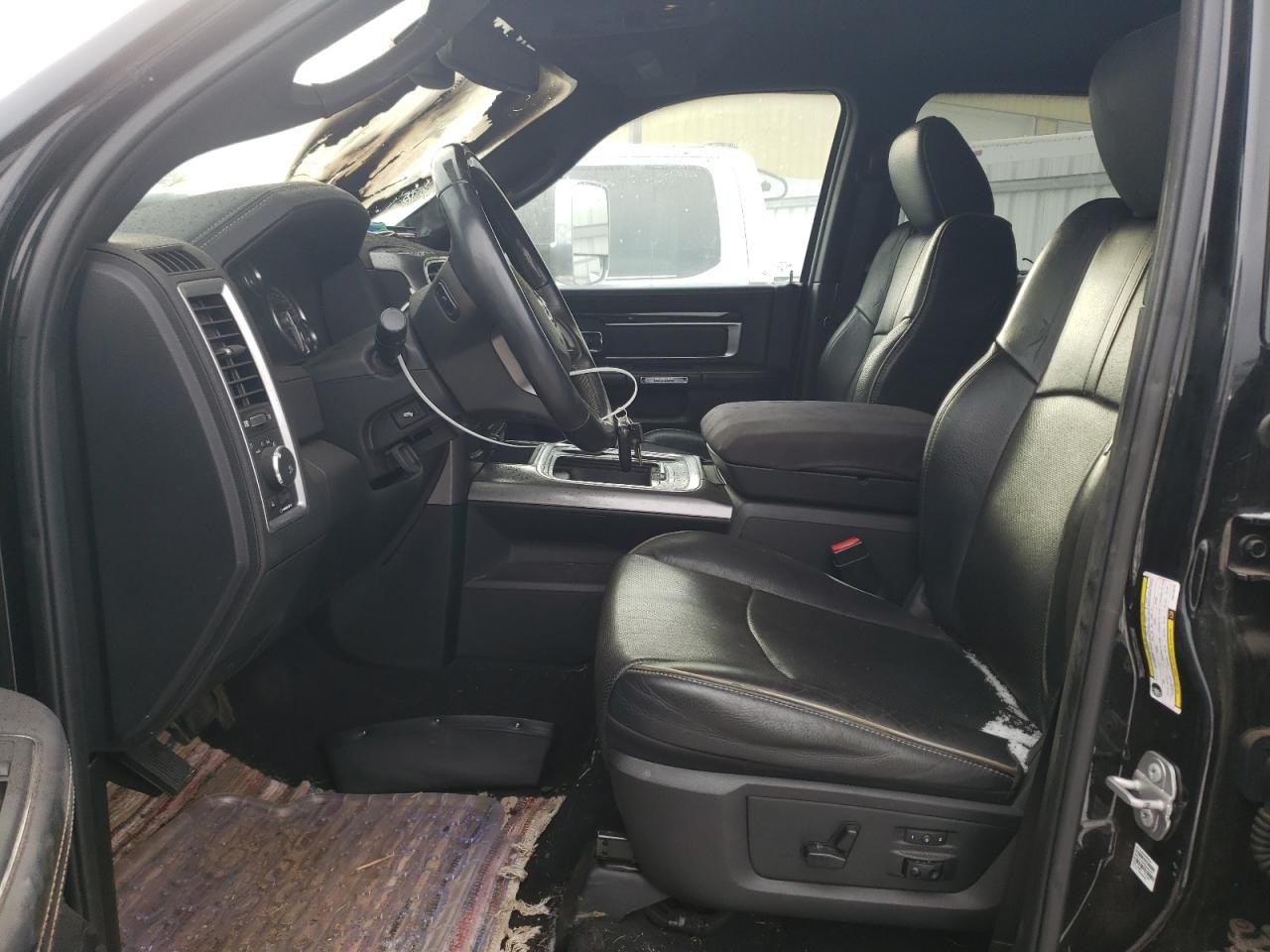2018 RAM 3500 - Image 7