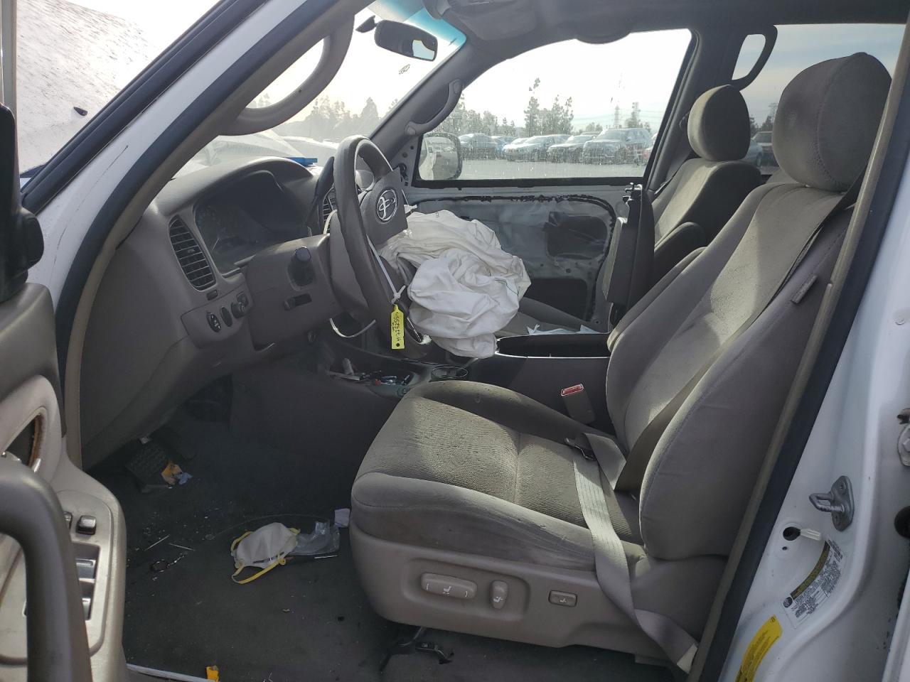 2006 Toyota Sequoia - Image 7