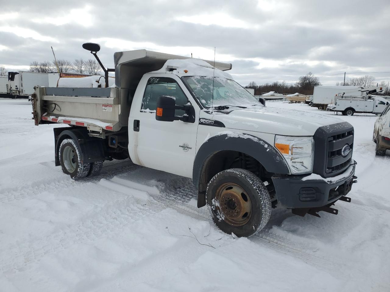 VIN 1FDUF5HT5GEA38859 2016 FORD F550 no.4