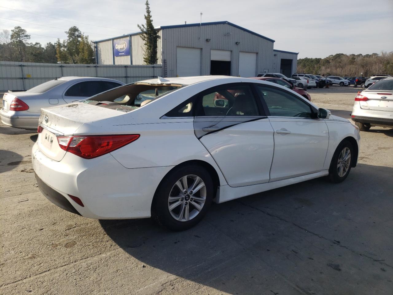 2014 Hyundai Sonata - Image 3