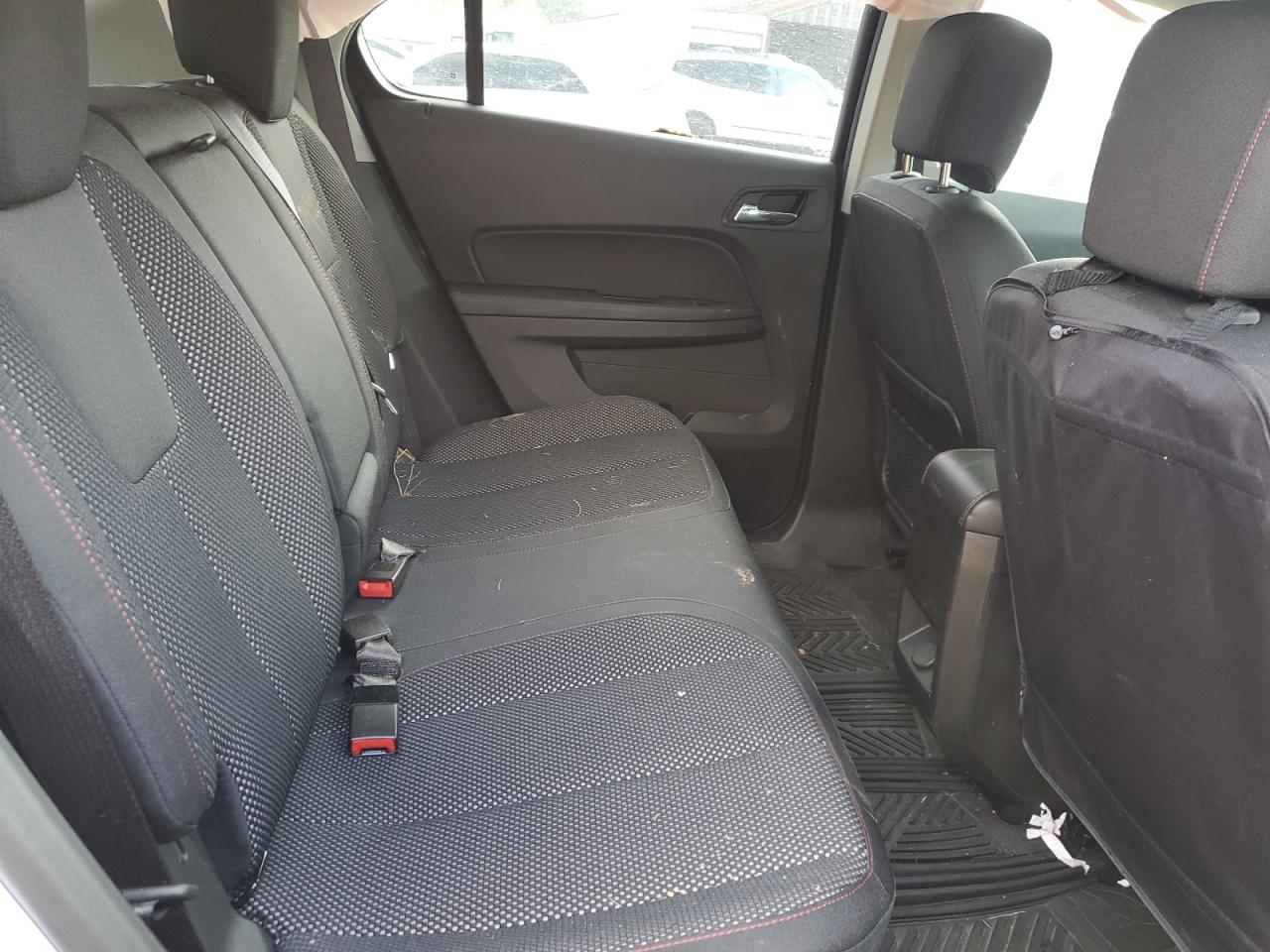 2015 Chevrolet Equinox - Image 11