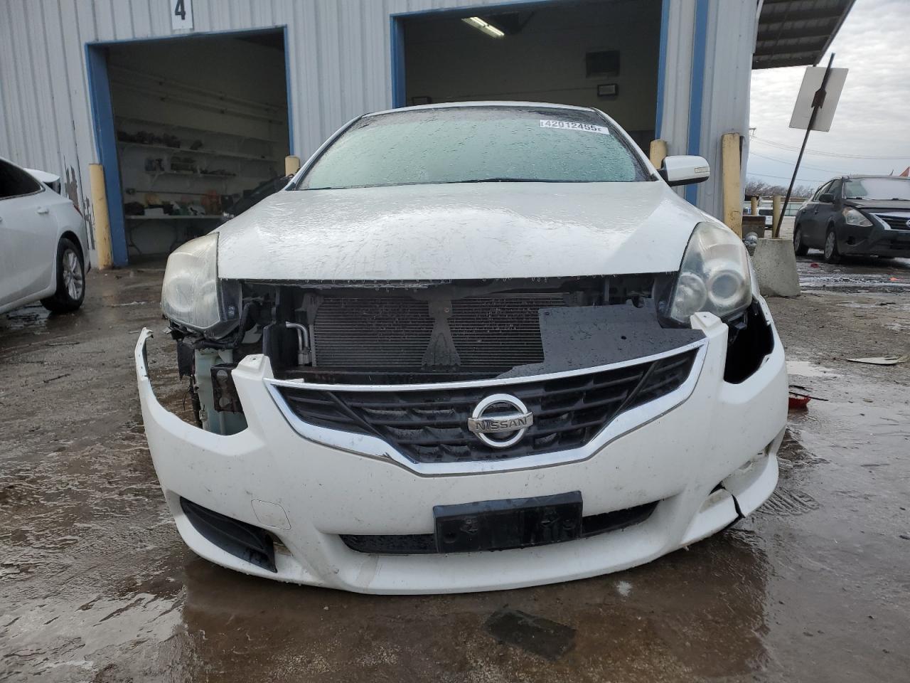 2010 Nissan Altima - Image 5