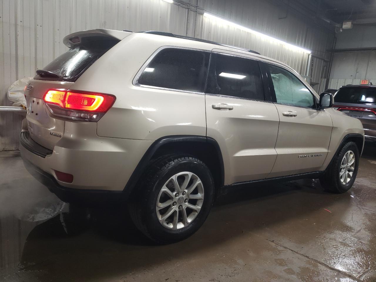 2014 Jeep Grand Cherokee - Image 3