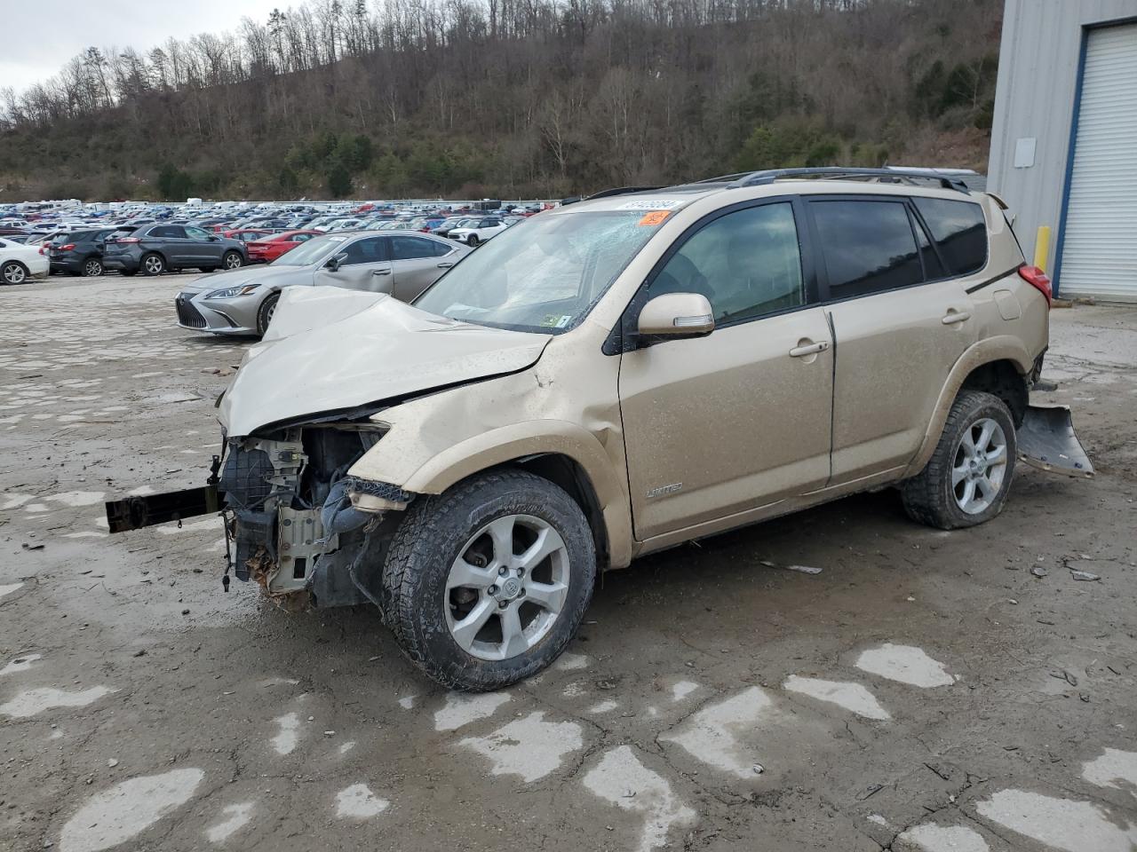 2010 Toyota RAV 4 - Image 1