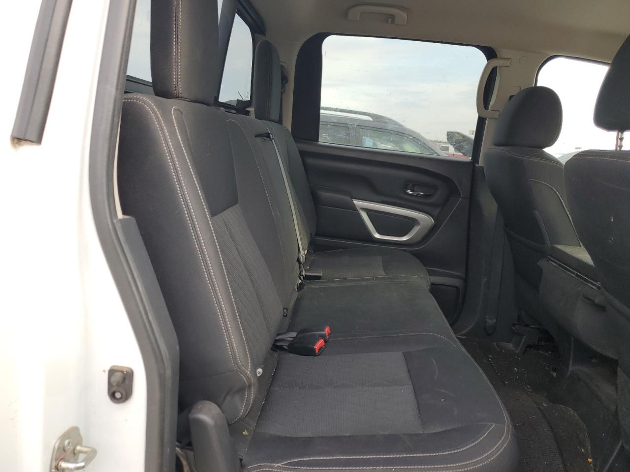 1N6AA1EJ7JN535918 NISSAN TITAN 2018