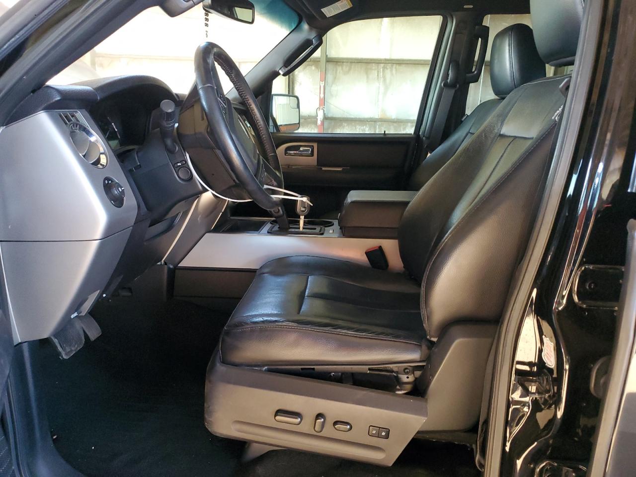 2017 Ford Expedition - Image 7