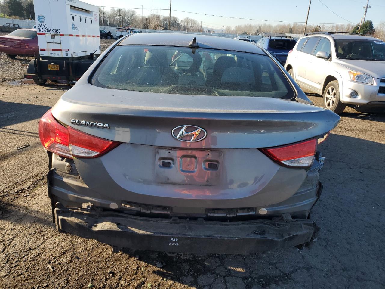 2012 Hyundai Elantra - Image 6