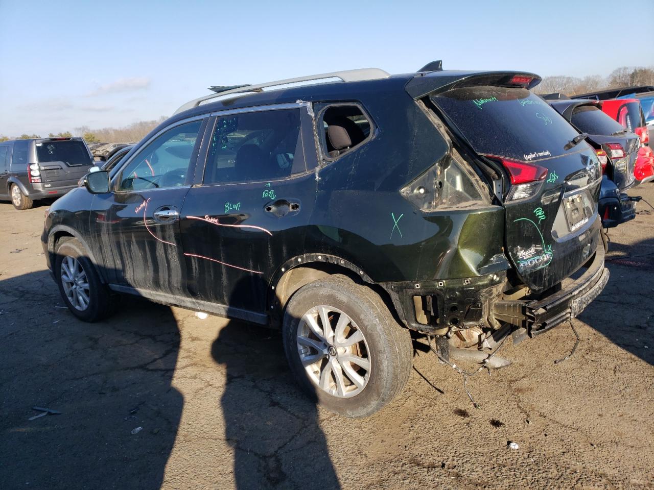 2018 Nissan Rogue - Image 2