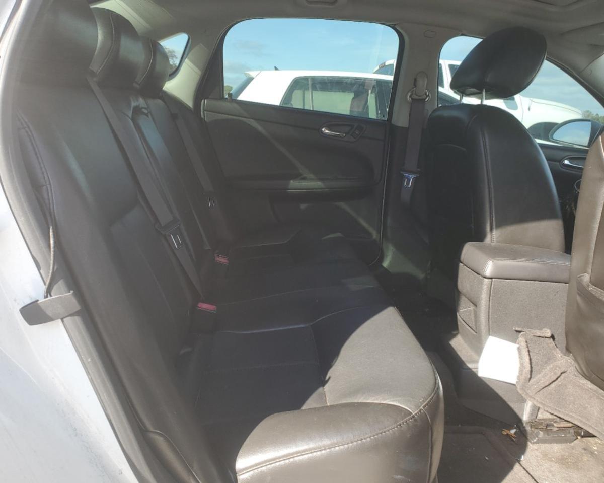 2009 Chevrolet Impala - Image 10