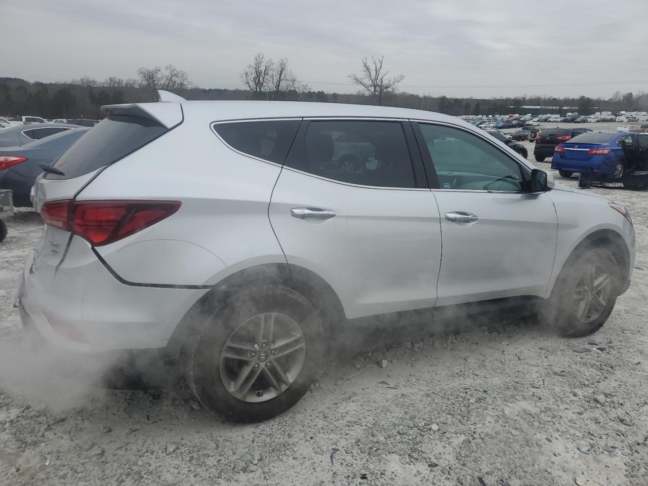 2017 Hyundai Santa Fe - Image 3