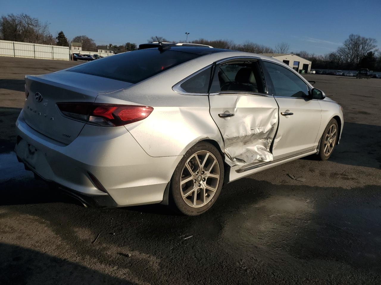 2019 Hyundai Sonata - Image 3