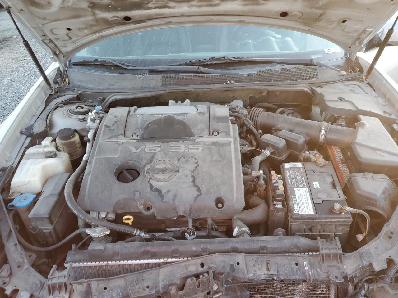 2004 Nissan Maxima - Image 11
