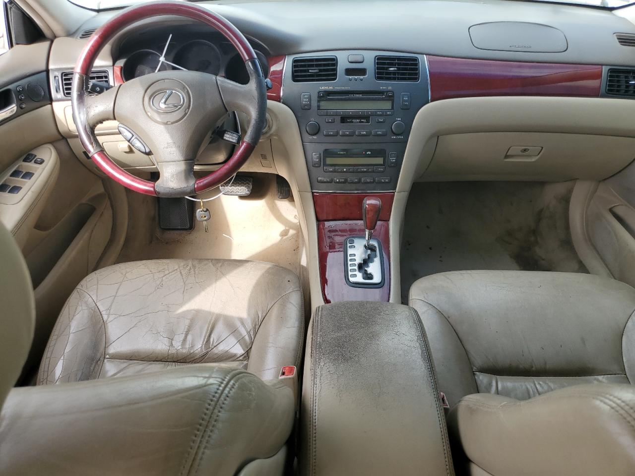 2003 Lexus ES - Image 8