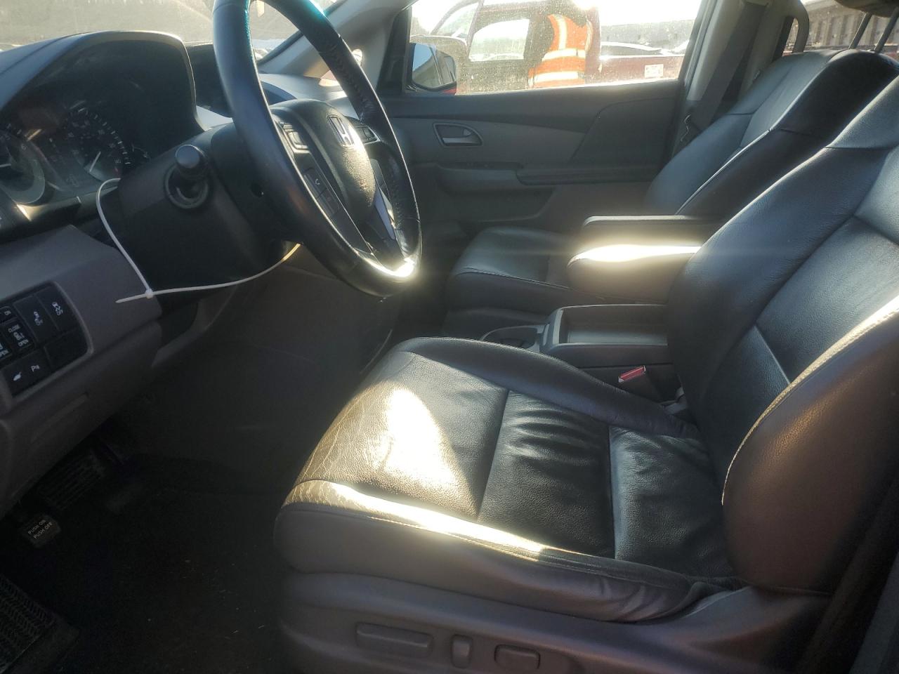 2012 Honda Odyssey - Image 7