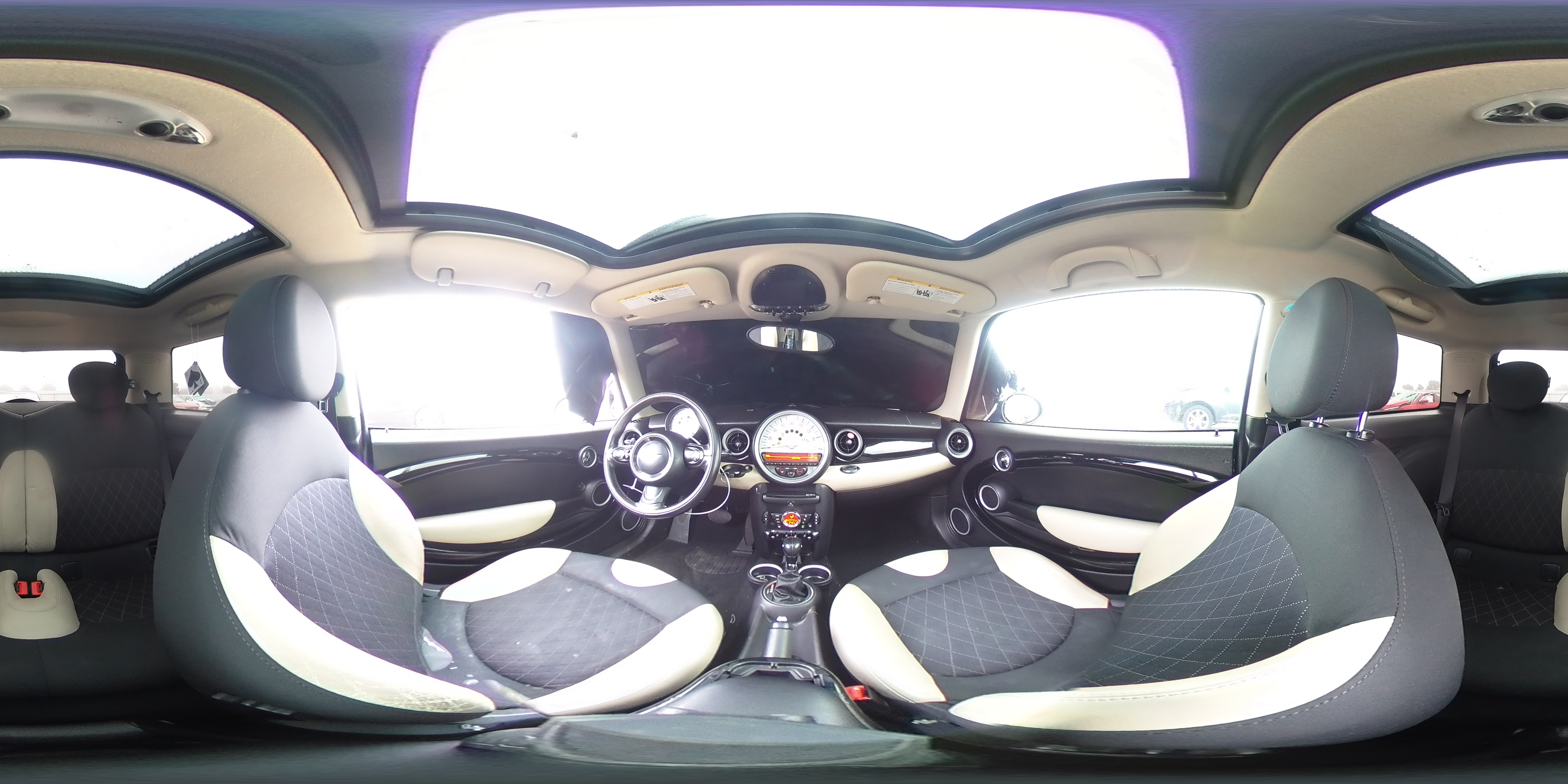 2013 MINI Cooper - Image 13