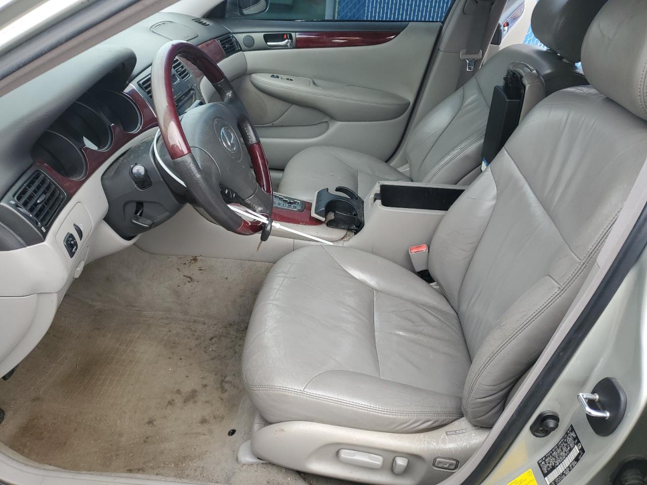2003 Lexus ES - Image 7