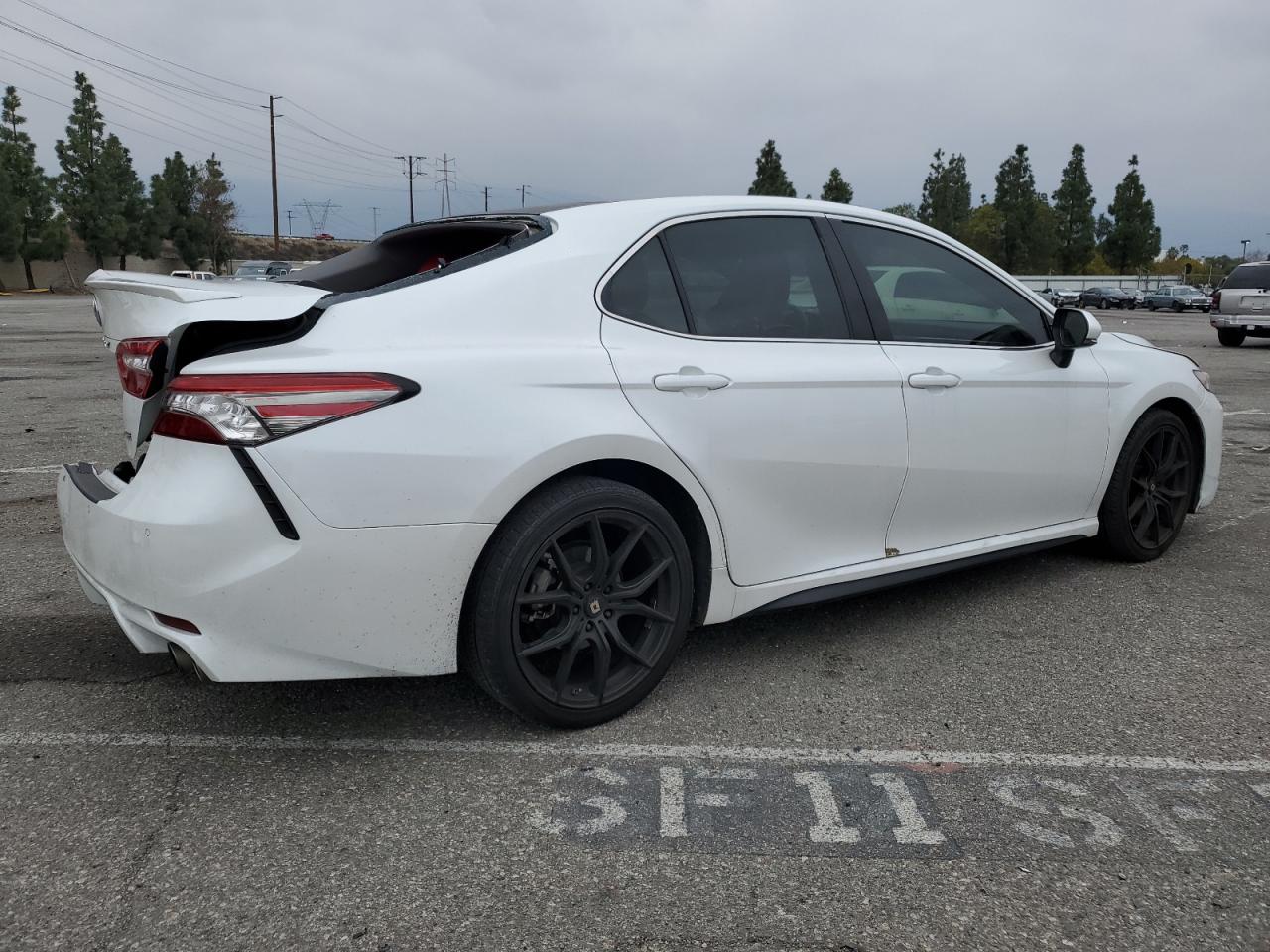 2018 Toyota Camry - Image 3