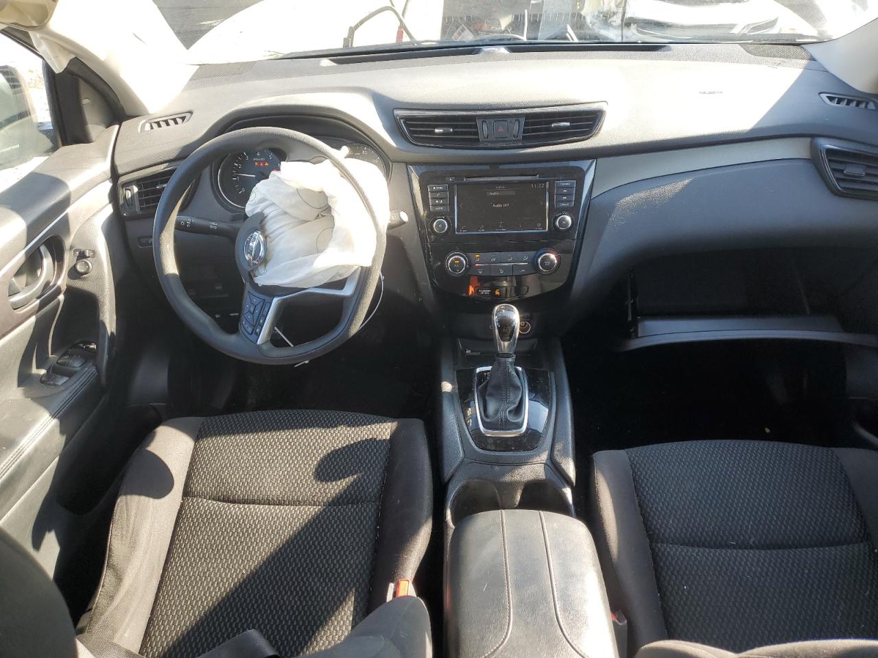 JN1BJ1CRXKW321648 NISSAN ROGUE 2019
