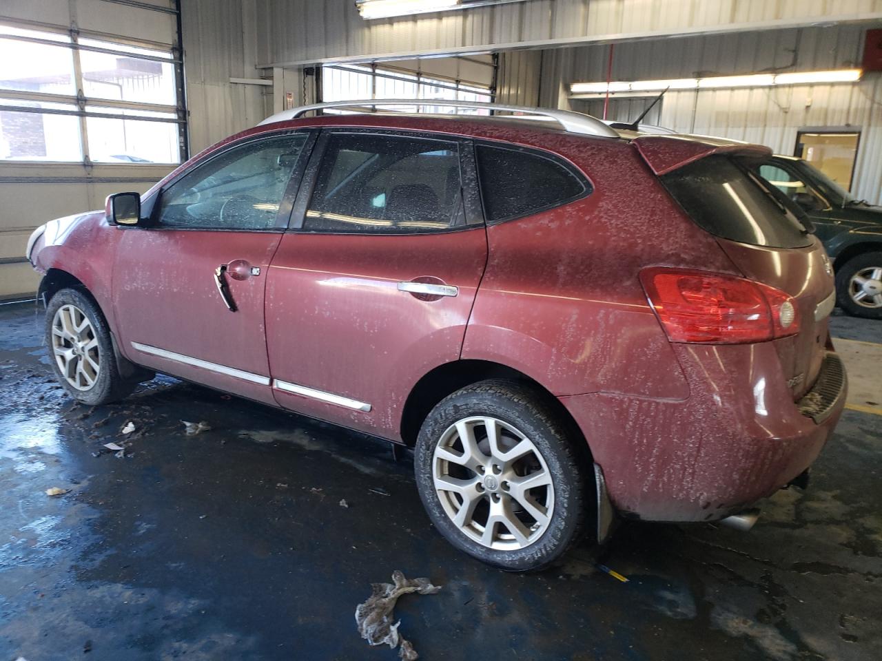 2013 Nissan Rogue - Image 2