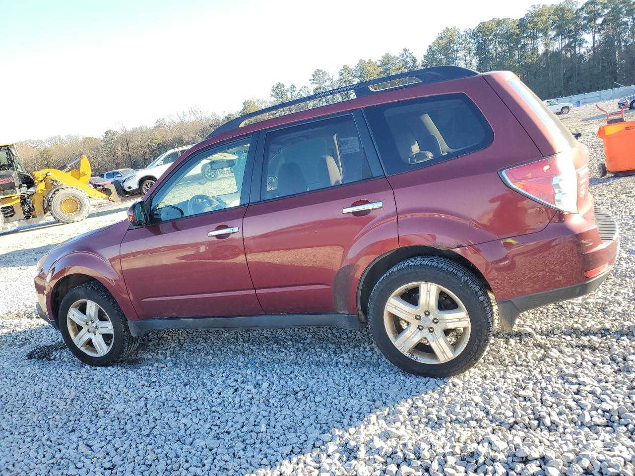 2010 Subaru Forester - Image 2