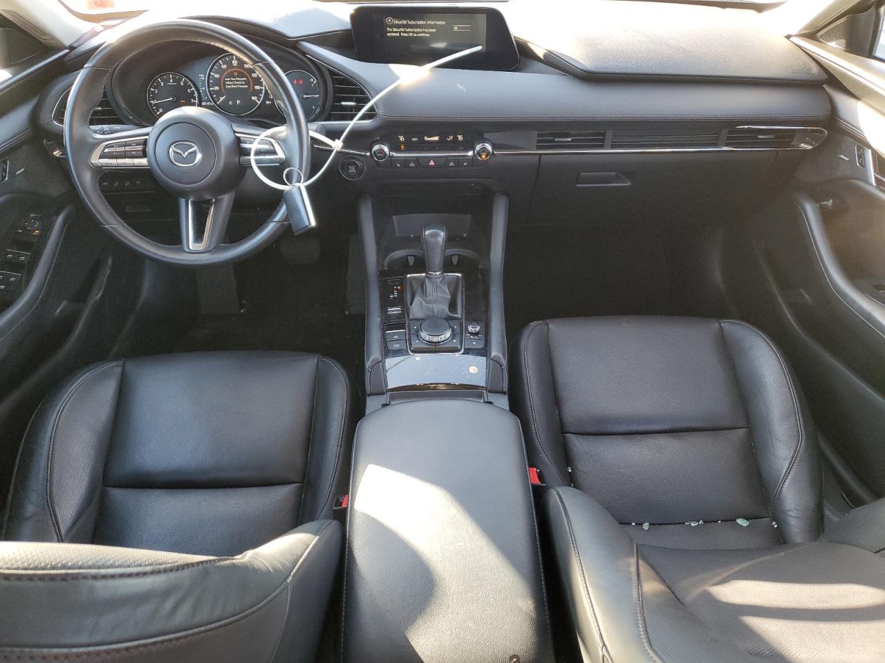 2022 Mazda 3 - Image 8