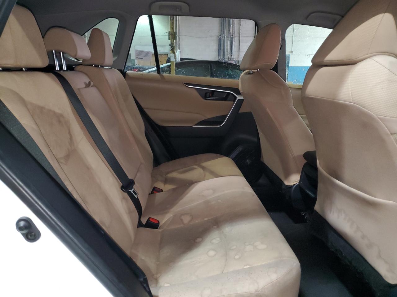 2020 Toyota RAV 4 - Image 11
