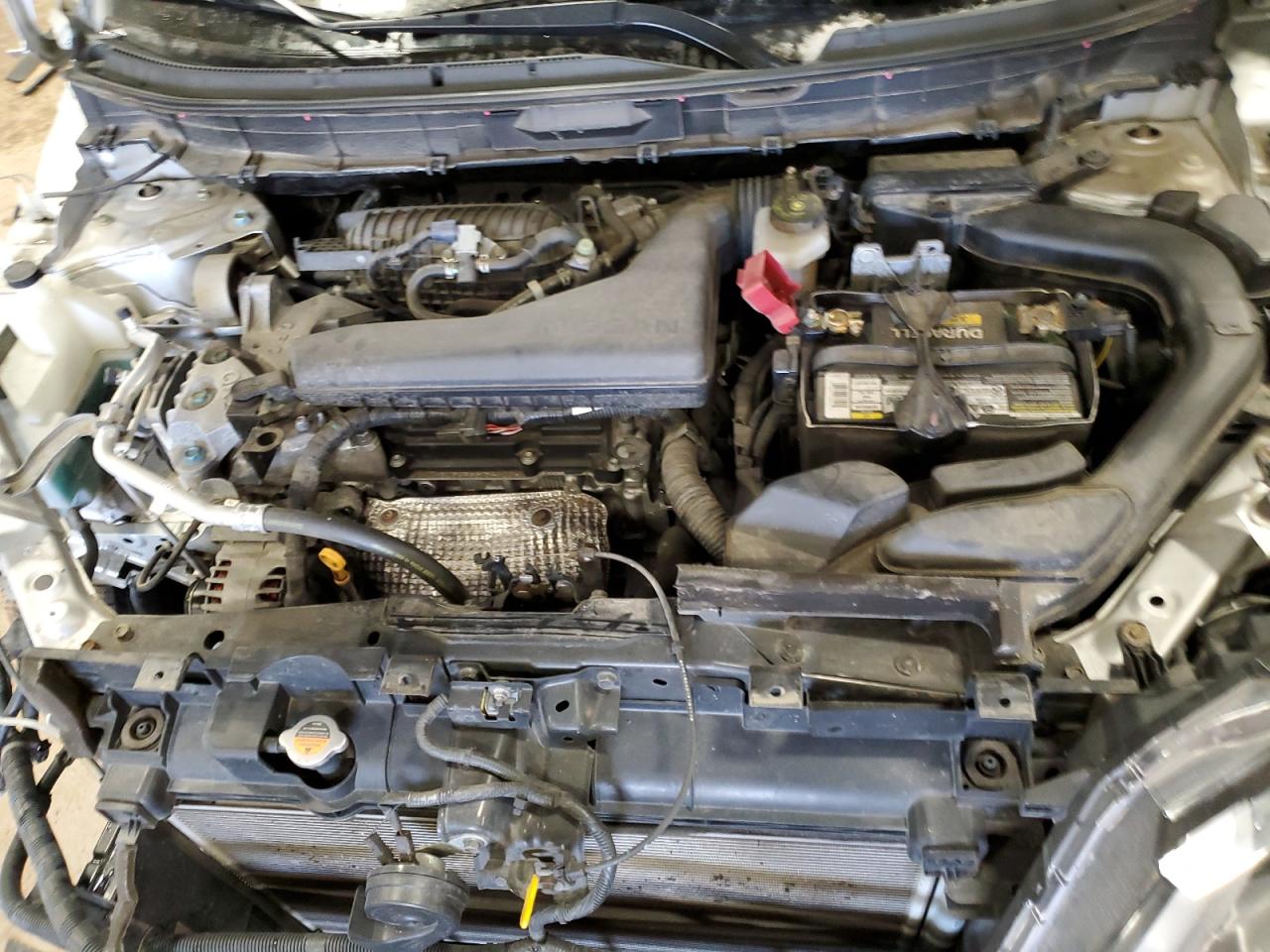 2017 Nissan Rogue - Image 12