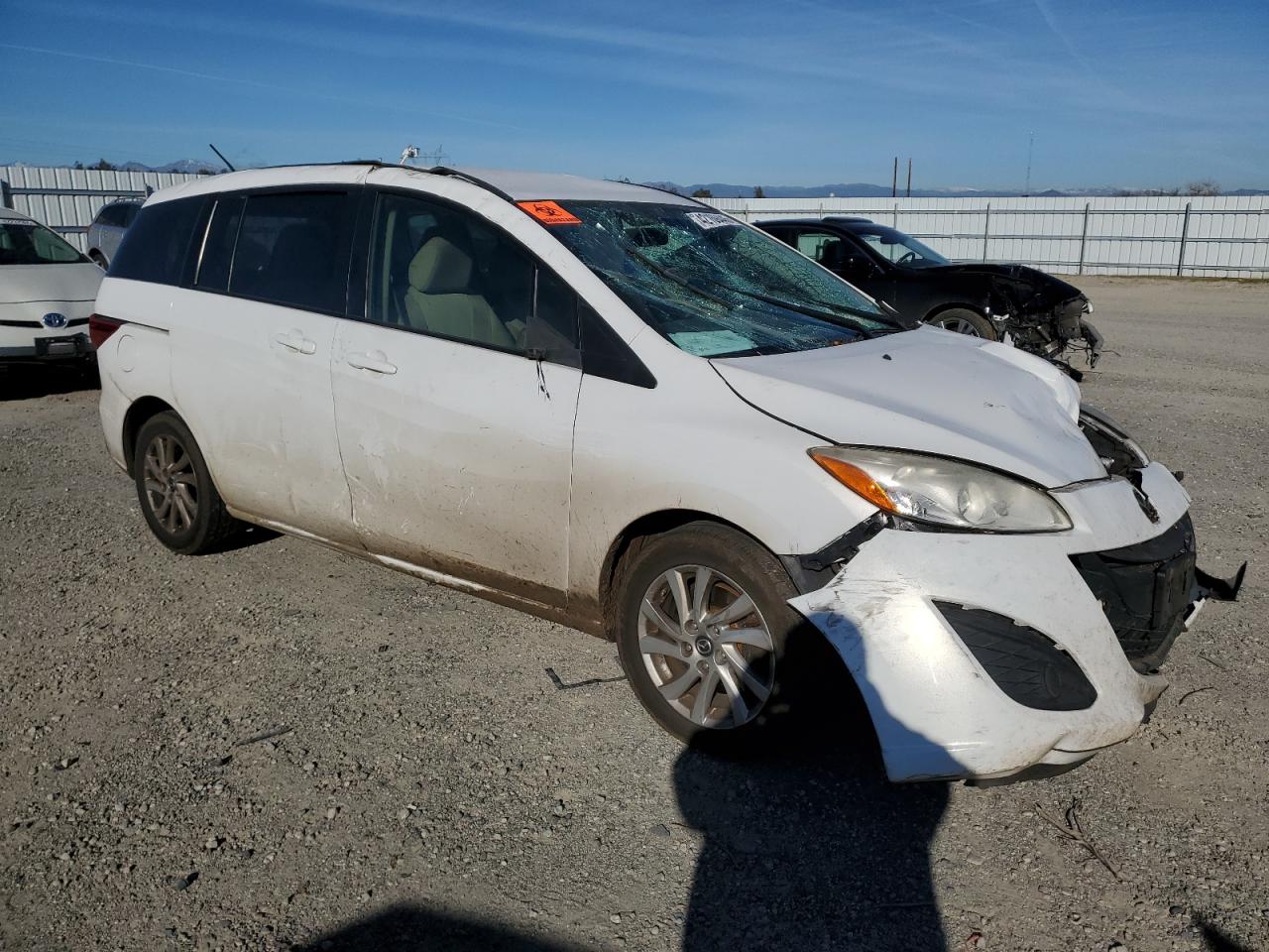 2013 Mazda 5 - Image 4