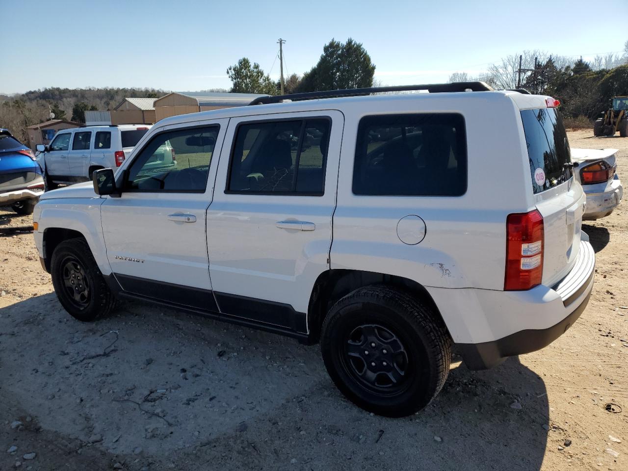 2016 Jeep Liberty (Patriot) - Image 2