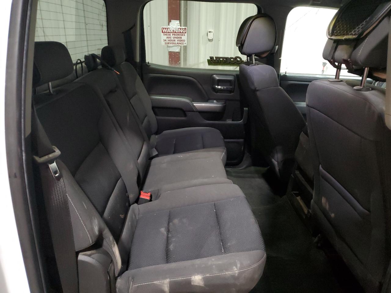 2018 Chevrolet Silverado K1500 Lt VIN: 3GCUKREC3JG390253 Lot: 42694585