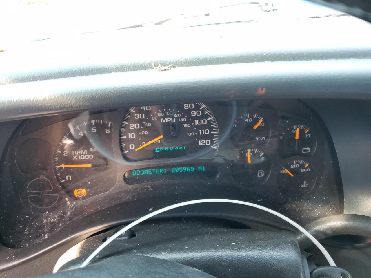 2003 Chevrolet Tahoe - Image 9