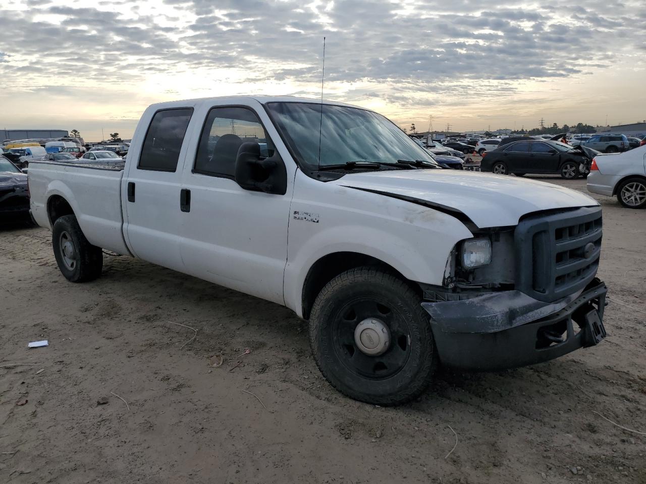 2006 Ford F350 - Image 4