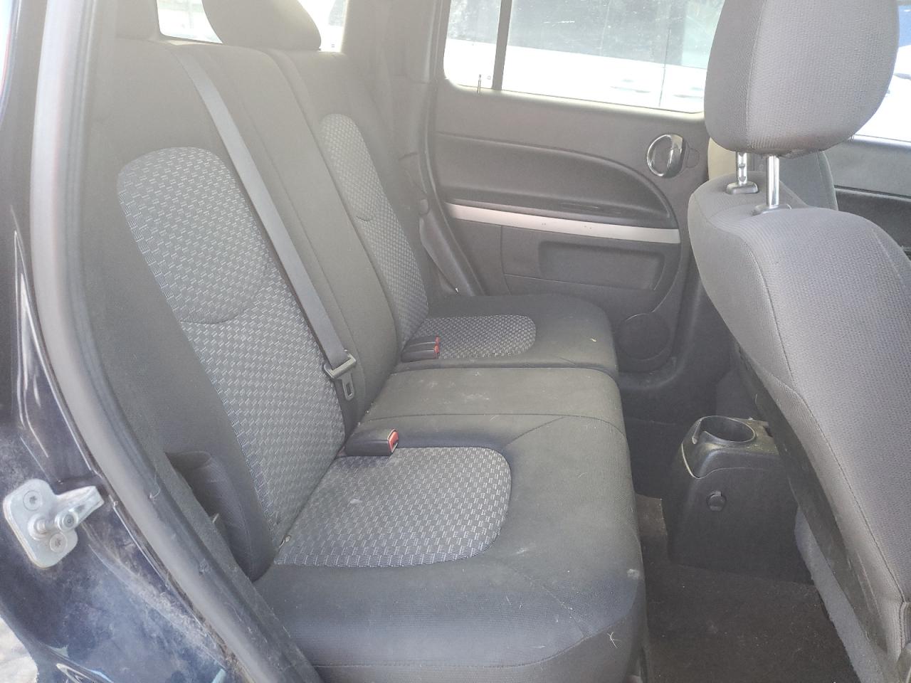 2009 Chevrolet HHR - Image 11