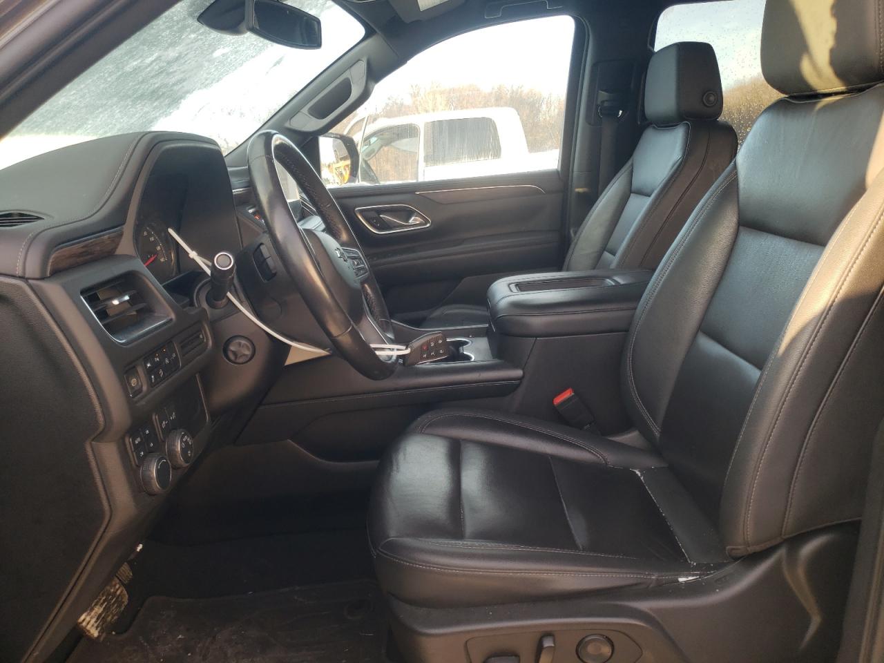 2021 Chevrolet Suburban - Image 7