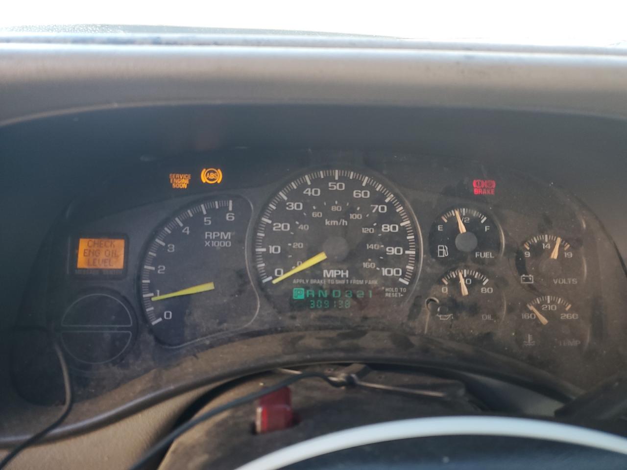 2002 GMC Sierra - Image 9