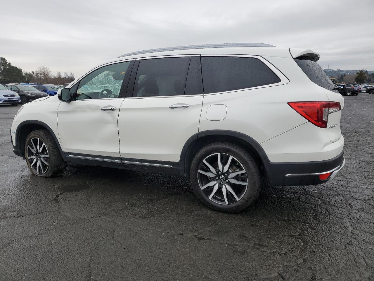 2019 Honda Pilot - Image 2