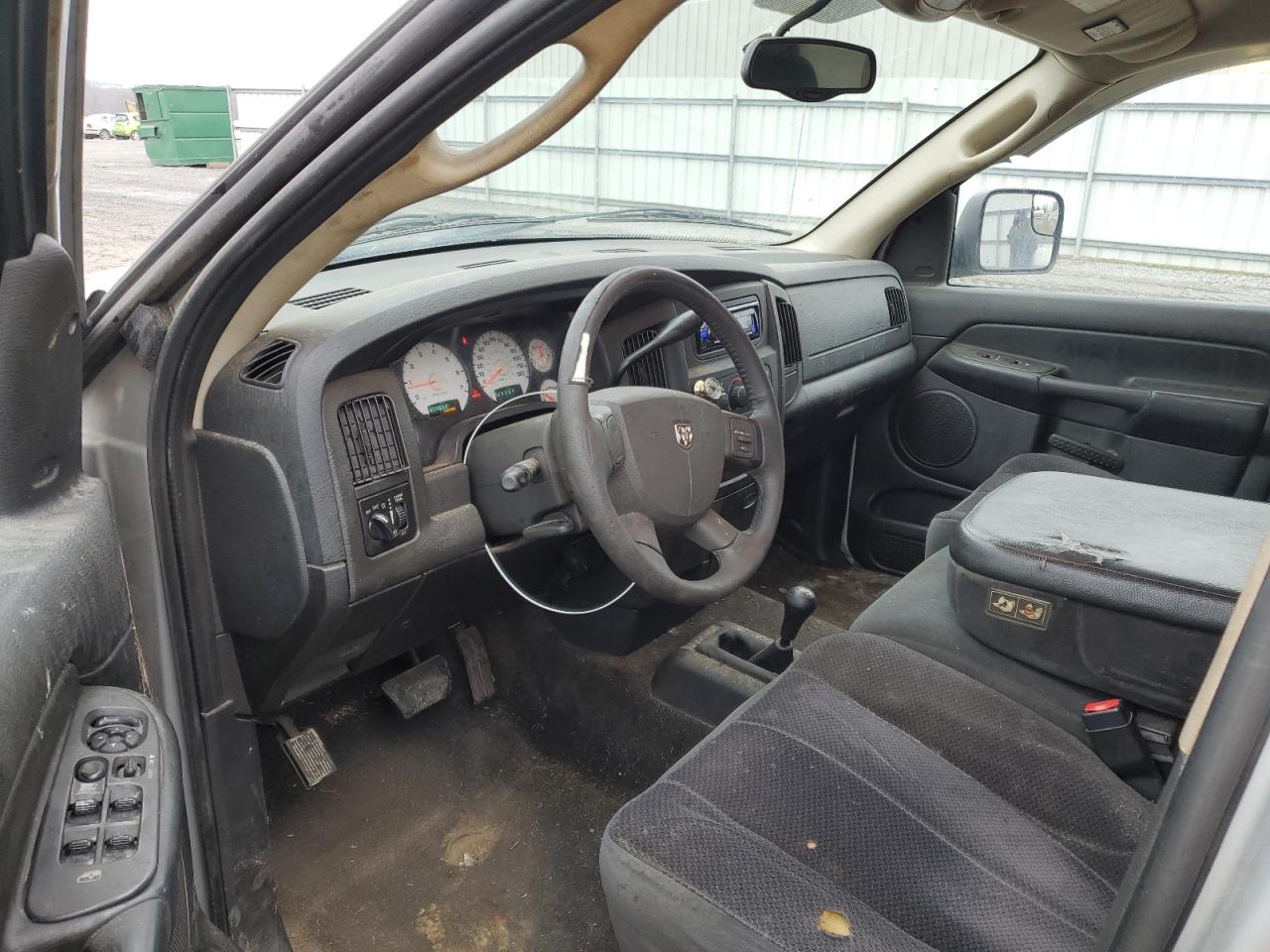2005 Dodge RAM - Image 8