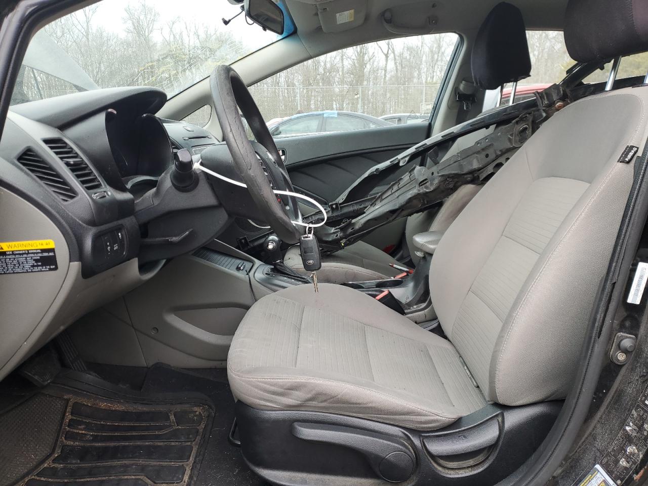 2014 Kia Forte - Image 7