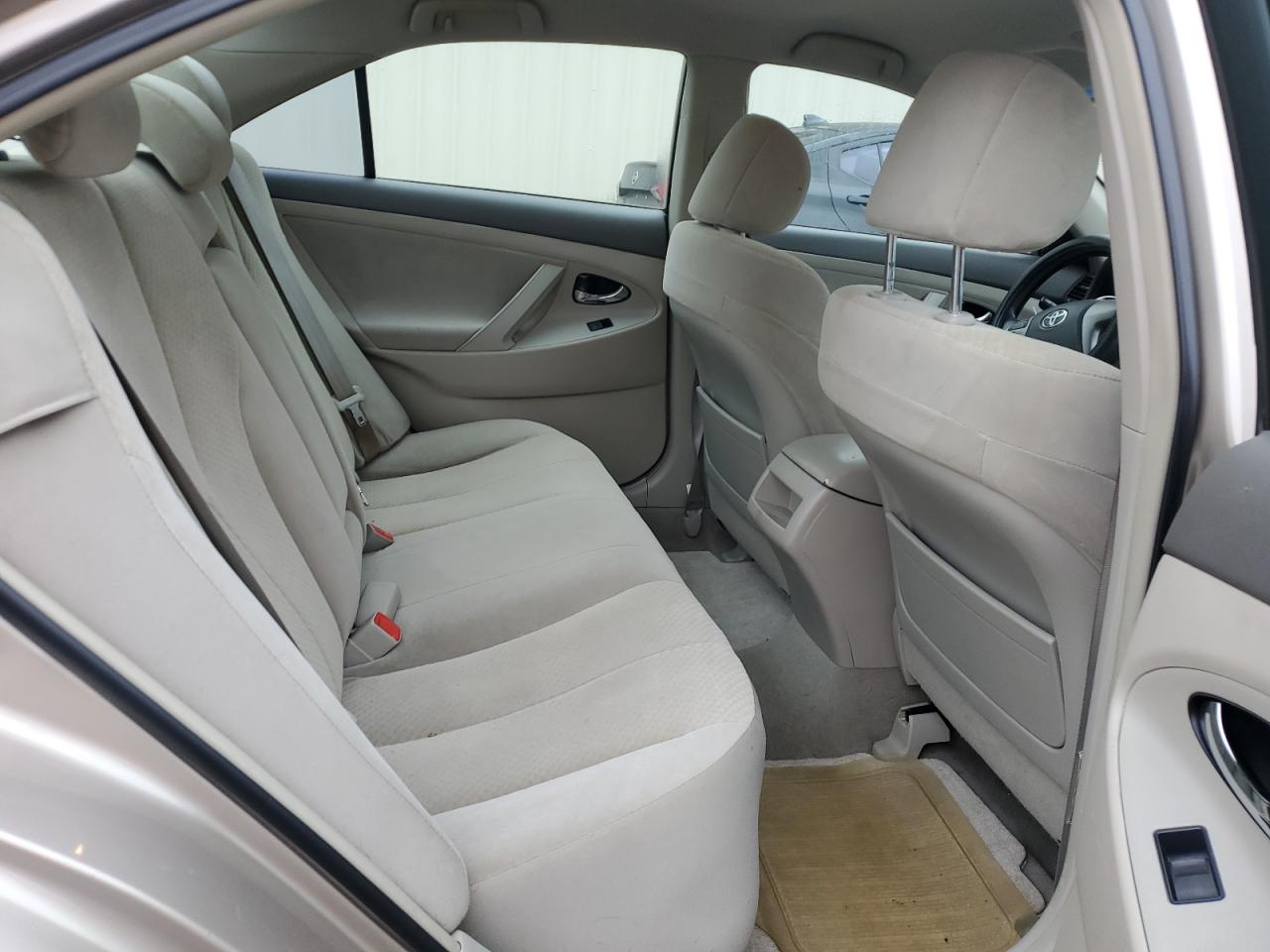 2007 Toyota Camry - Image 10
