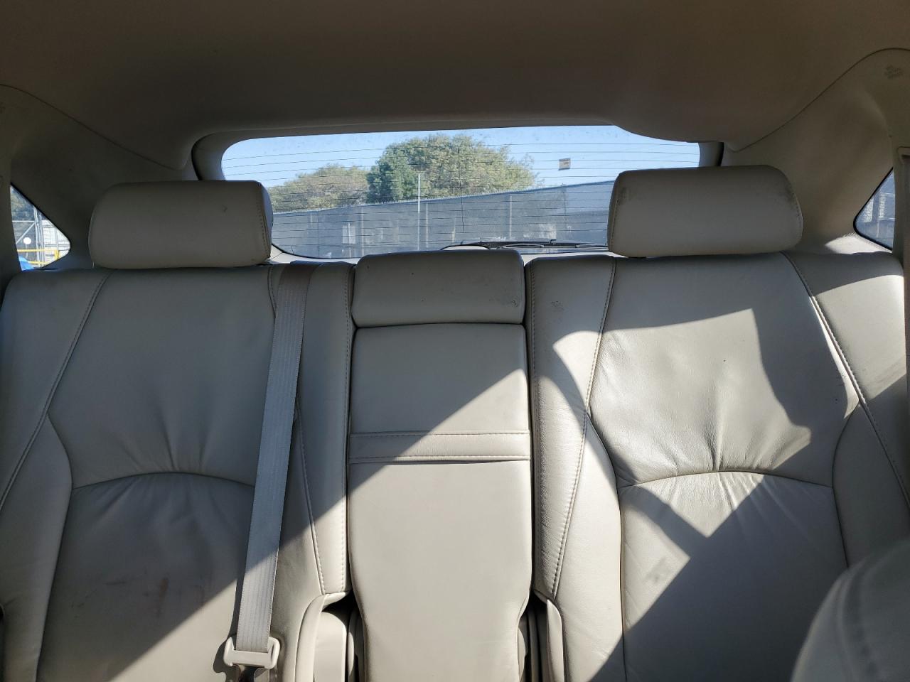 2009 Lexus RX - Image 10