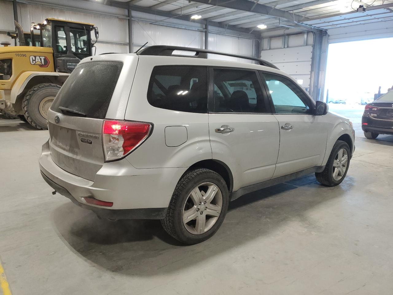 2010 Subaru Forester - Image 3