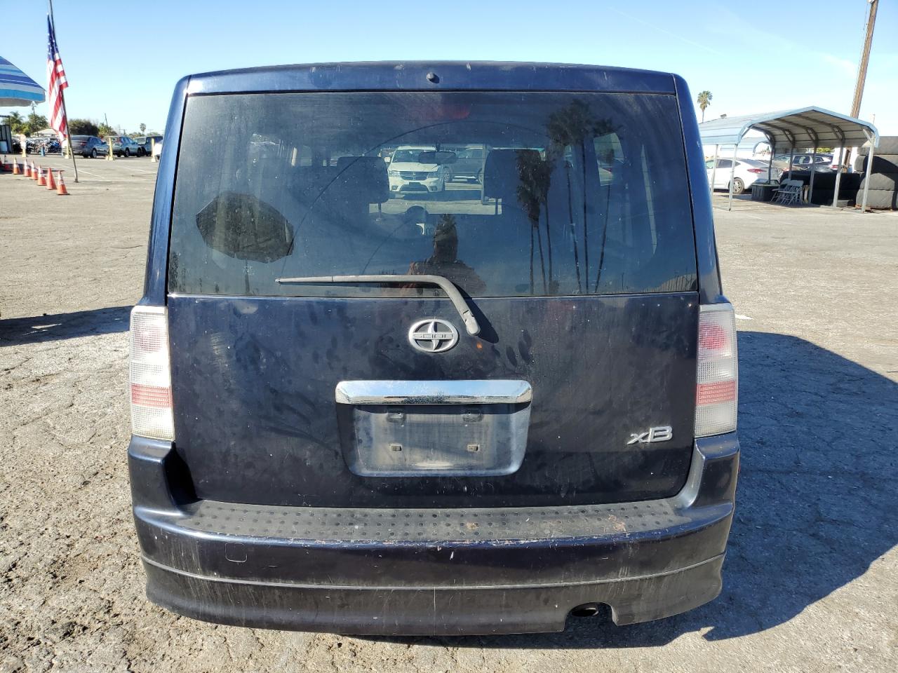 2005 Scion xB - Image 6