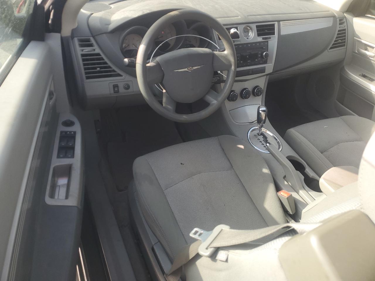2008 Chrysler Sebring - Image 8