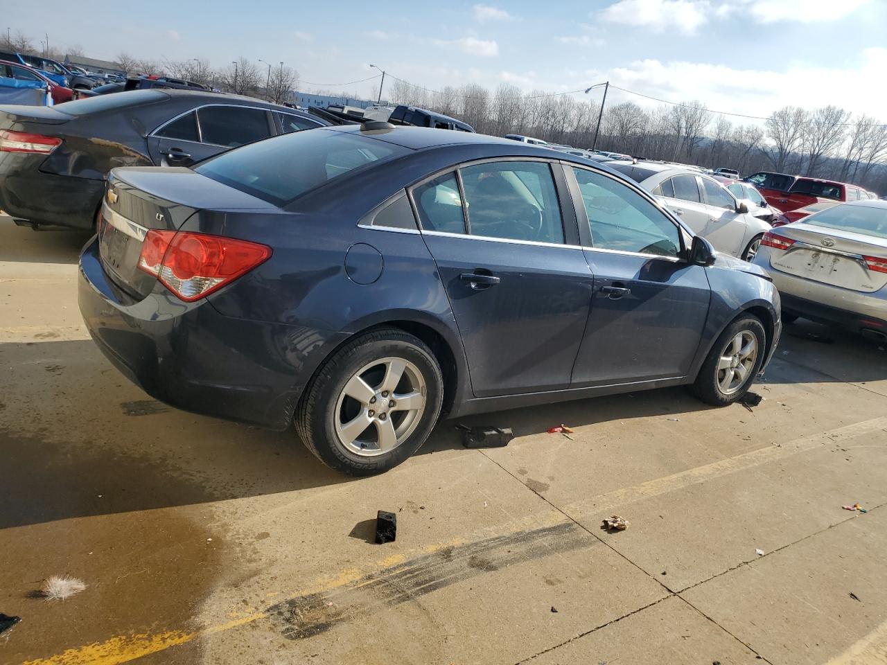 2015 Chevrolet Cruze - Image 3