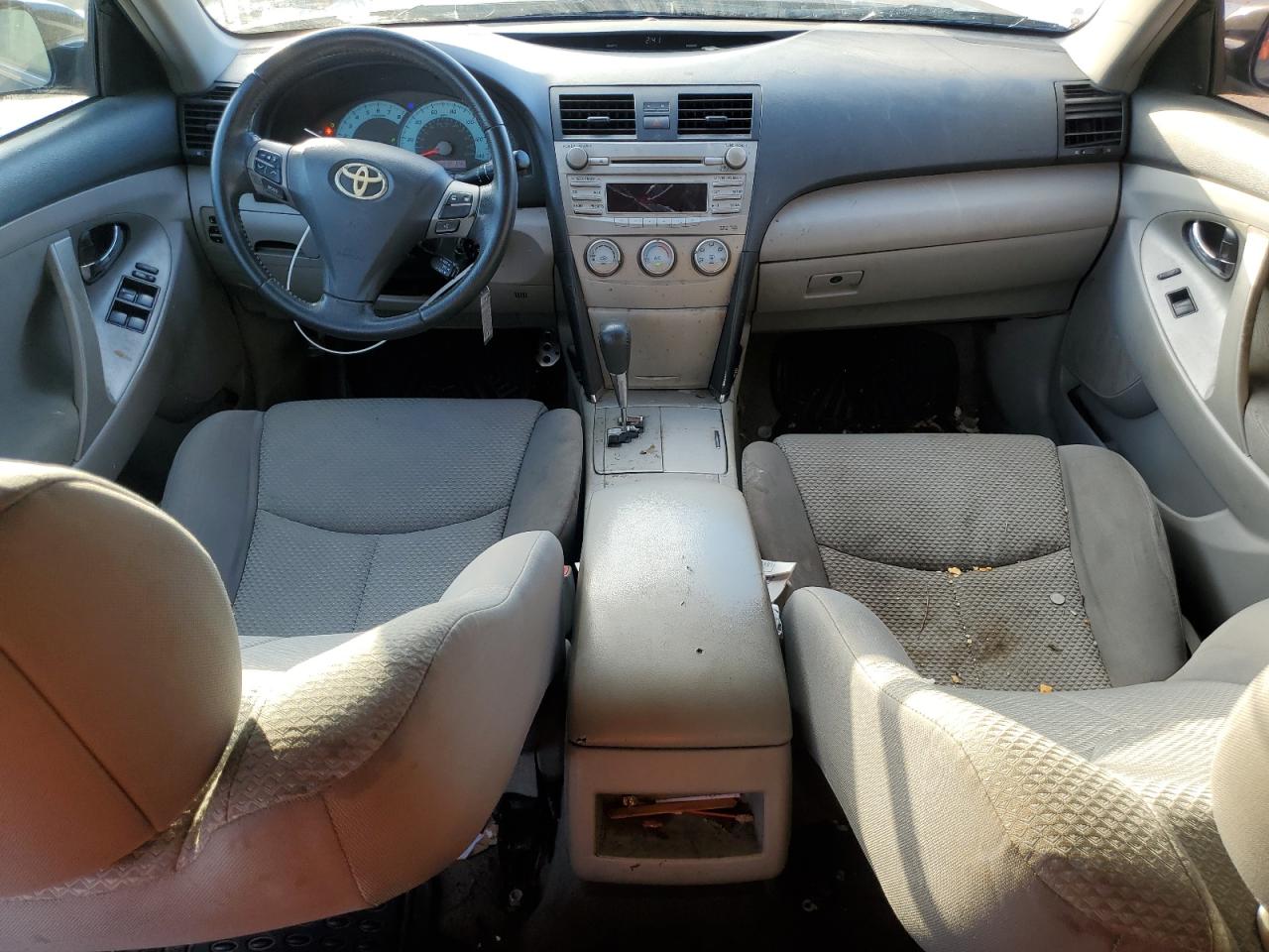 2011 Toyota Camry - Image 8