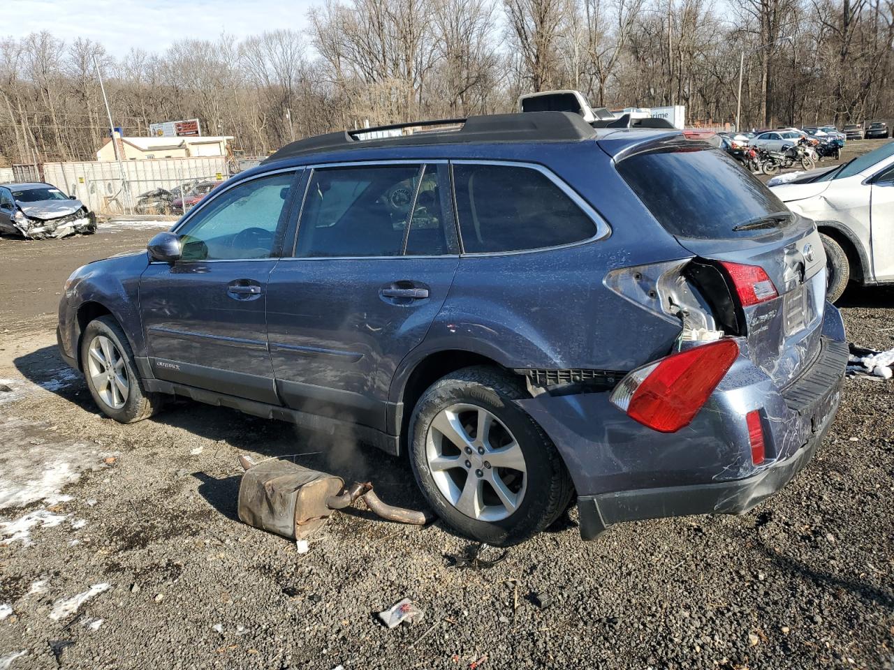 2014 Subaru Outback - Image 2