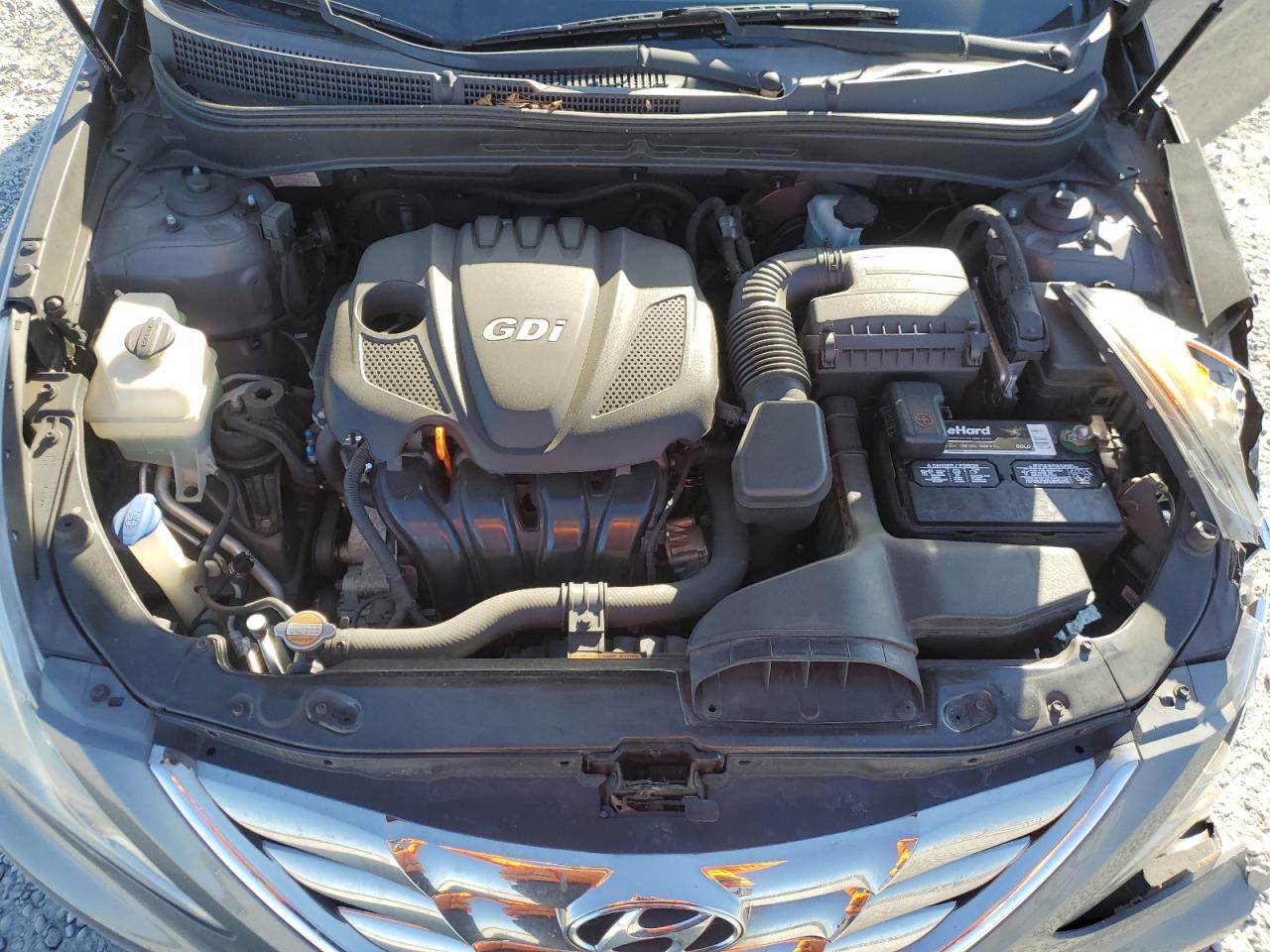 2011 Hyundai Sonata - Image 13