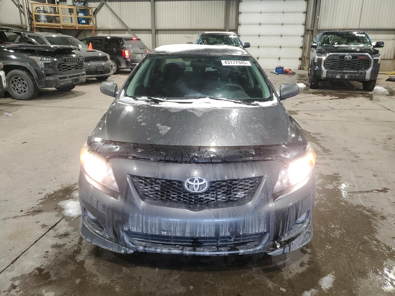 2010 Toyota Corolla - Image 5